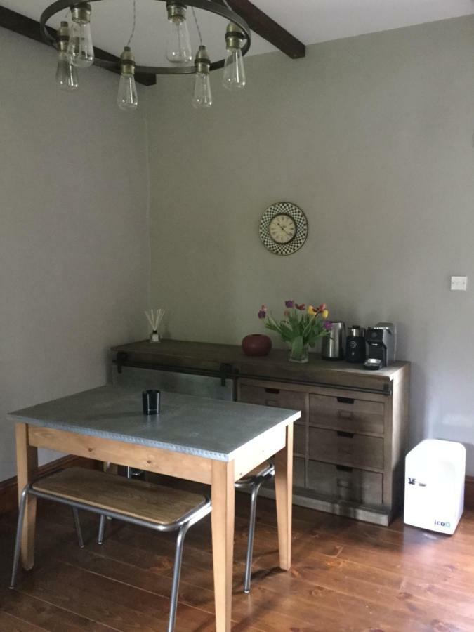 Ty Carreg Fach Staycation Cottage Кардіфф Екстер'єр фото