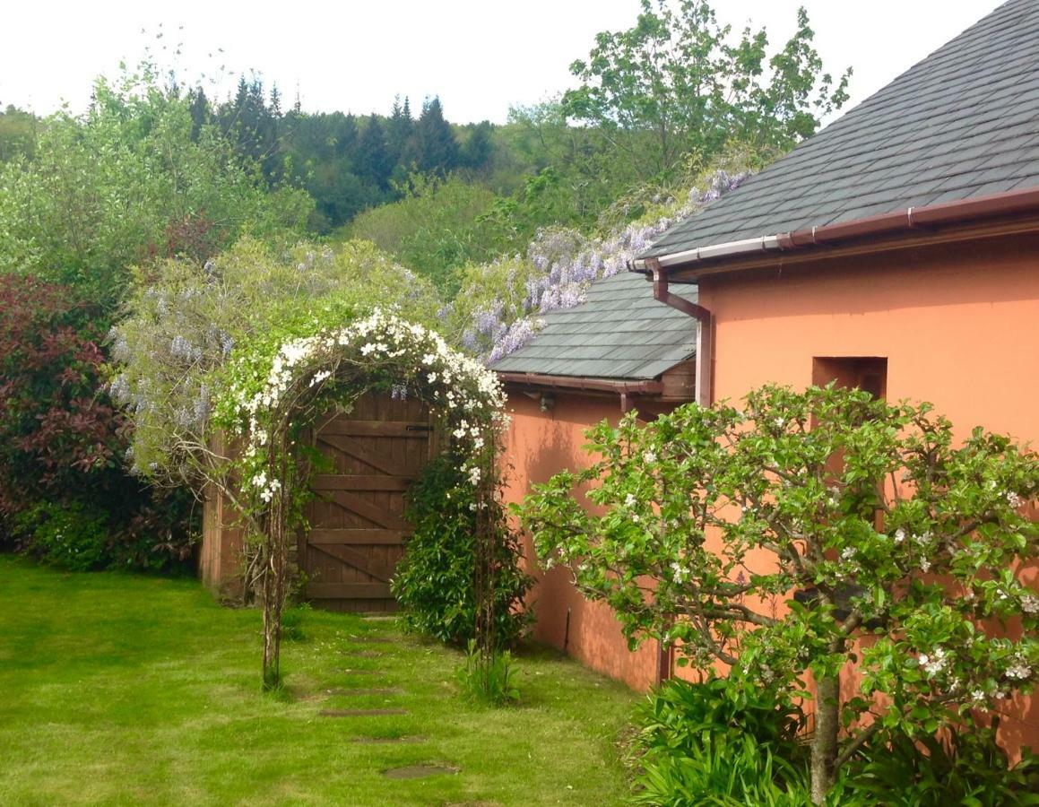 Ty Carreg Fach Staycation Cottage Кардіфф Екстер'єр фото